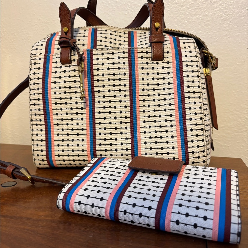 Fossil Women's Bag and Wallet Set